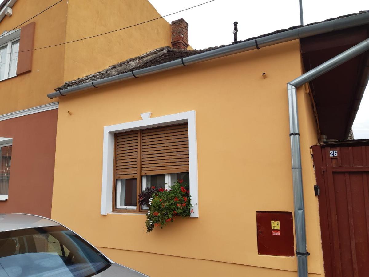 Flh - Studio Mai Cu Aroma De Cafea Si Ceai Hermannstadt Exterior foto